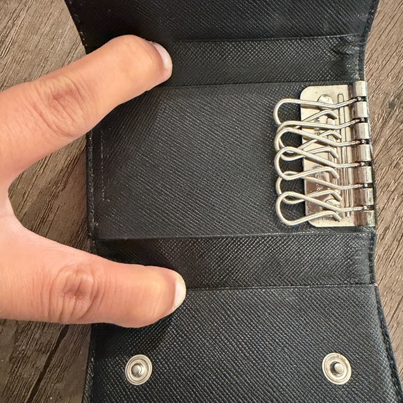 Prada Pink Tri-Fold Wallet - Picture 6 of 9